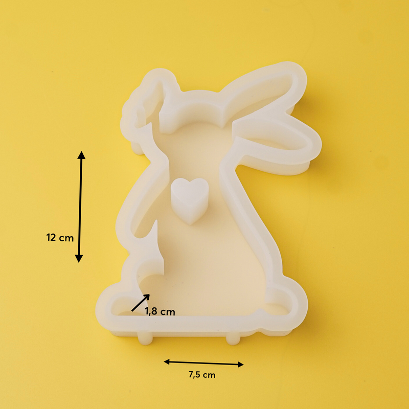 Silikonform Hase mit Herz und Schmetterling