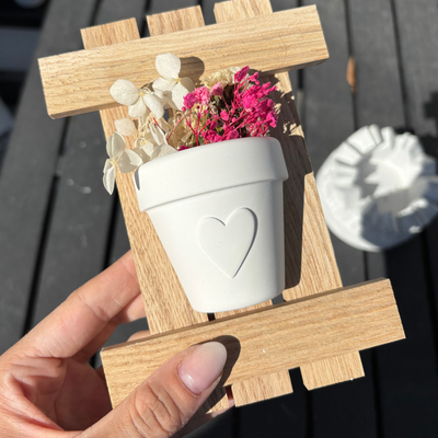 Vase auf Klötzchen