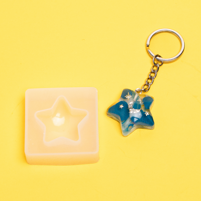 Silicone mold star