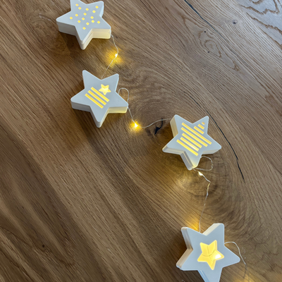 Sternenlichterkette mit Licht