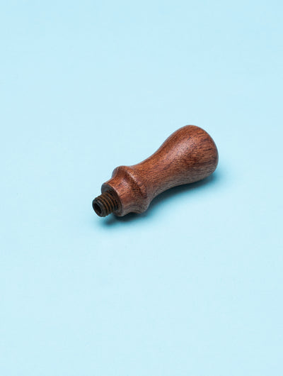 Seal handle - brown