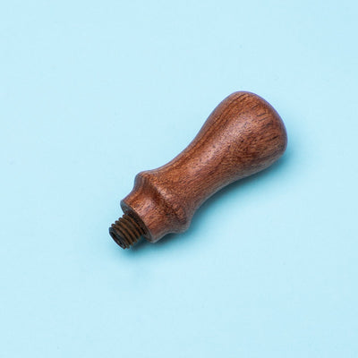 Seal handle - brown