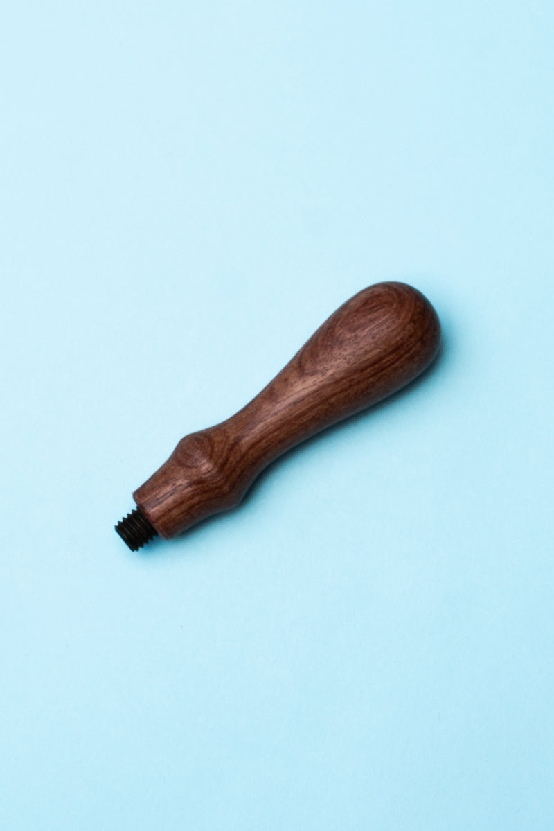 Seal handle - brown, long